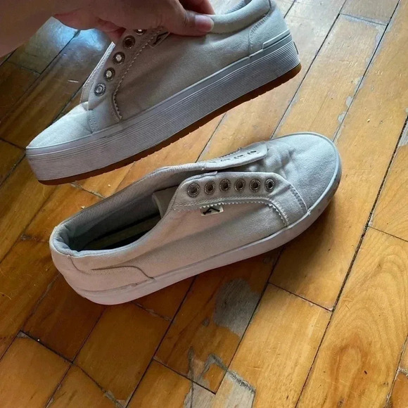 Aerosoles platform  sneakers - Picture 7 of 11